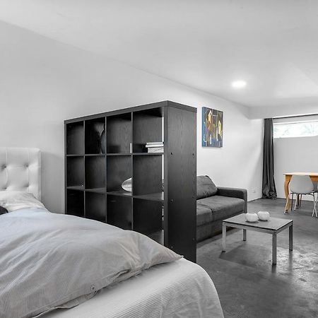 Lovely Studio Apartment With Hot Tub Рейкьявик Экстерьер фото